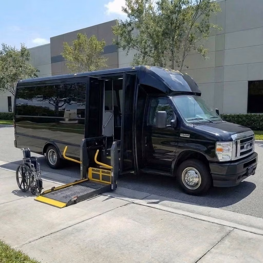 kenosha 18 passenger minibus wheelchair lift