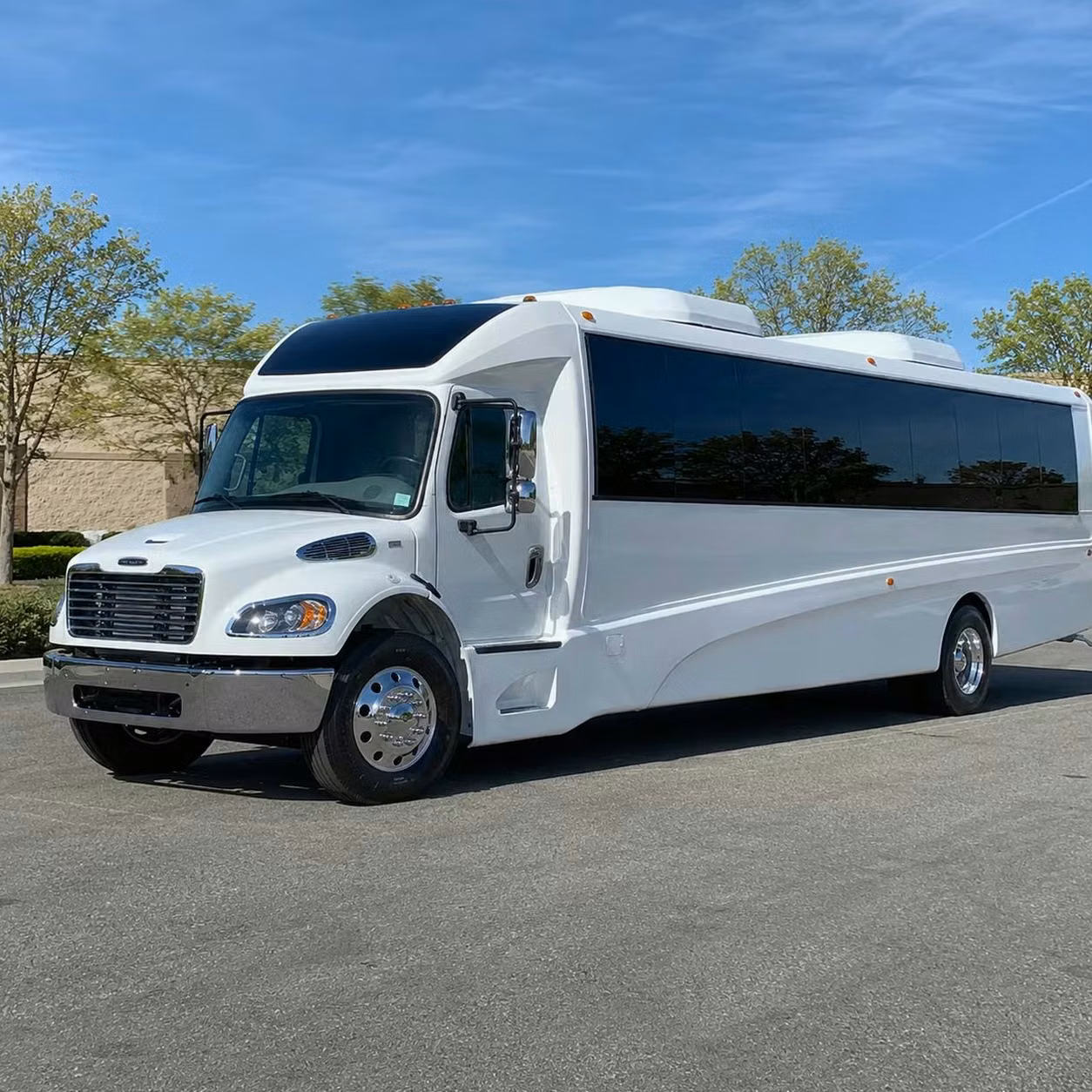 kenosha 28 passenger minibus rental