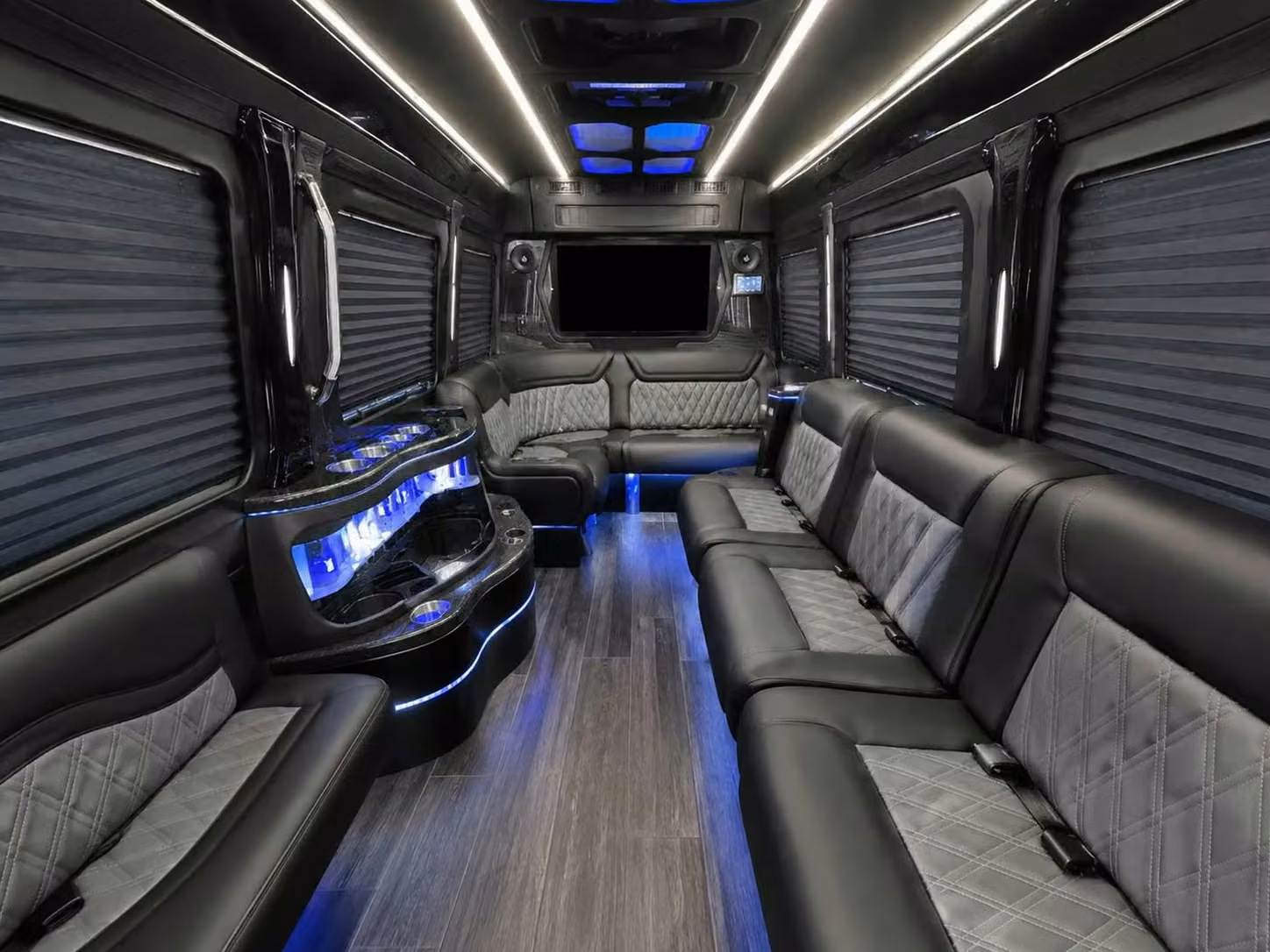 kenosha bus rentals for concerts and events