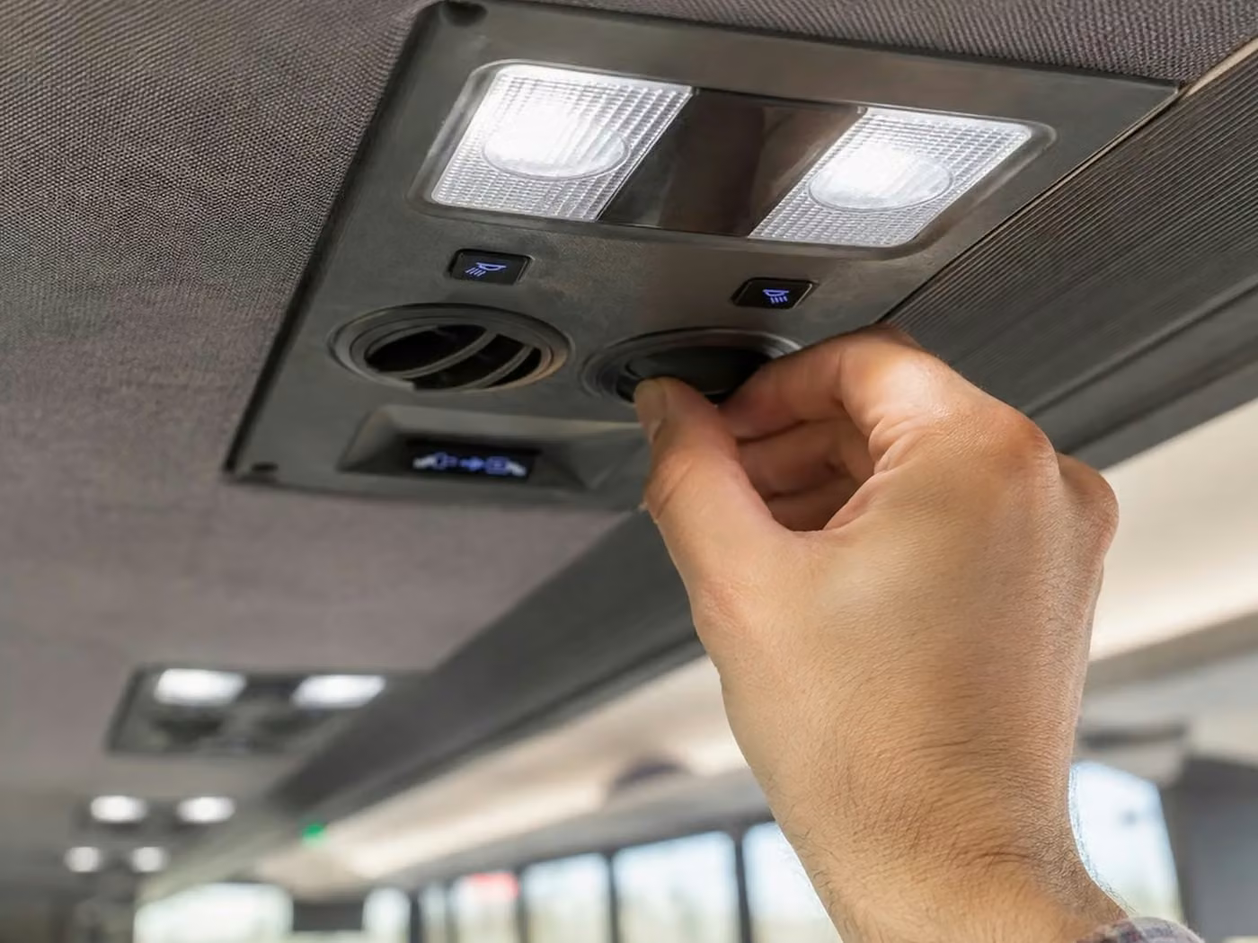 kenosha charter bus climate control