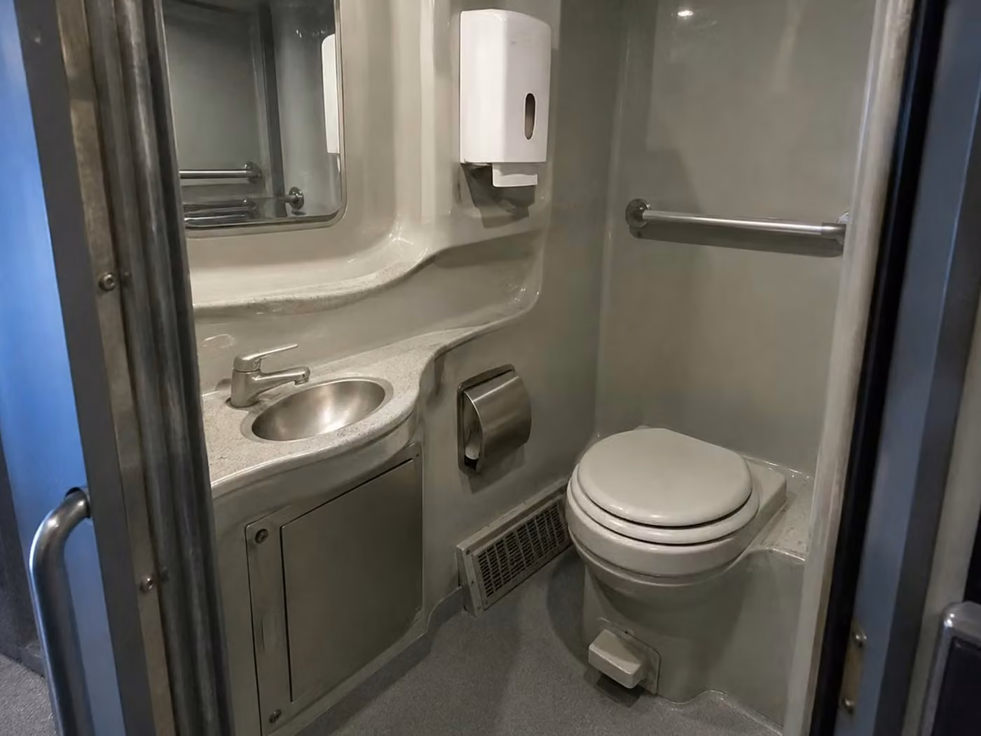 kenosha charter bus onboard restroom