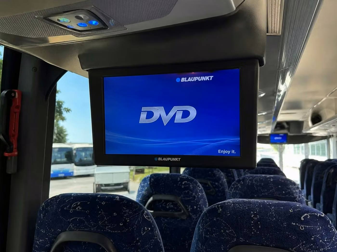 kenosha charter bus tv monitors