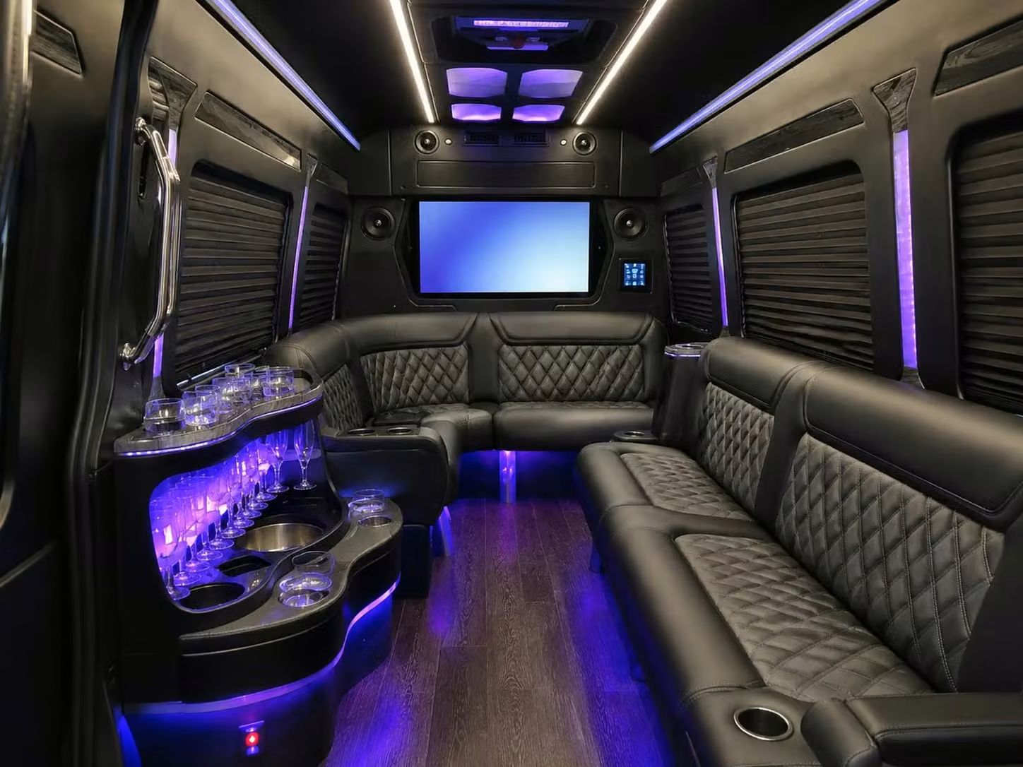 kenosha prom and homecoming party bus rentals
