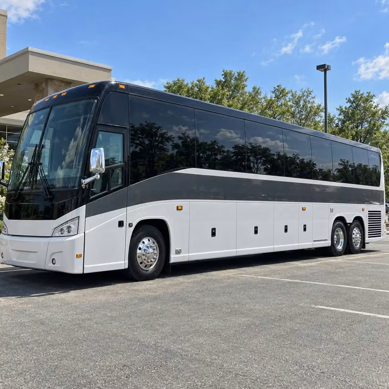 kenosha shuttle bus services to american family field