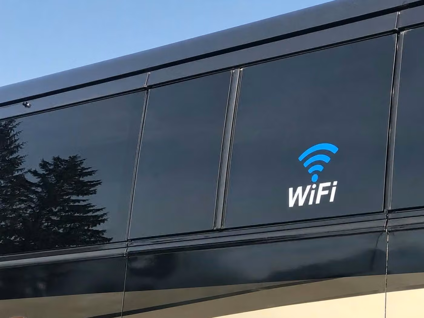 kenosha sprinter van rental with driver wifi