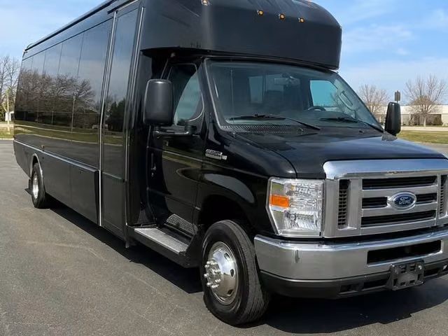 kenosha charter bus rental
