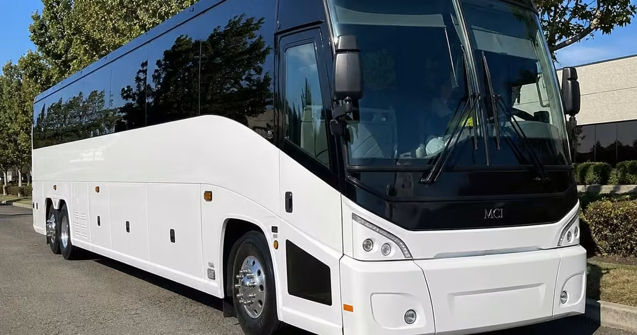 kenosha charter bus